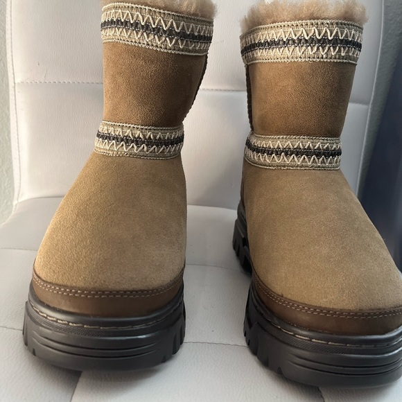 Women's Tan Suede Boots - Picture 1 of 9